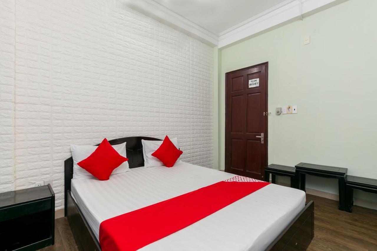 Khách sạn Oyo 526 Hoàng đạt 2*